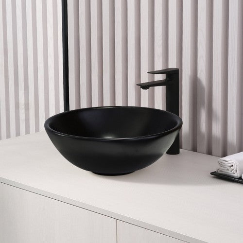 Glossy Ceramic Bathroom Sink 1
