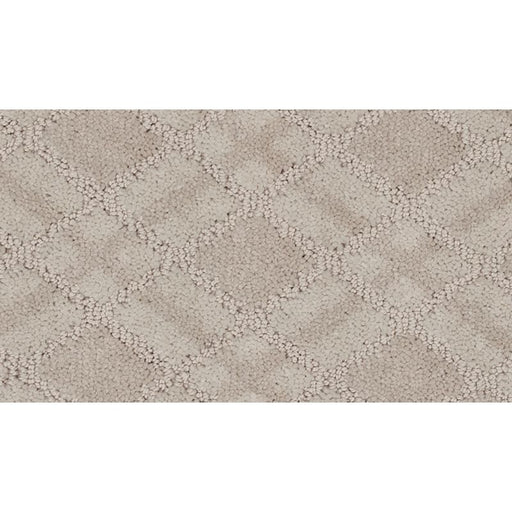 Upscale Tradition Candle 707