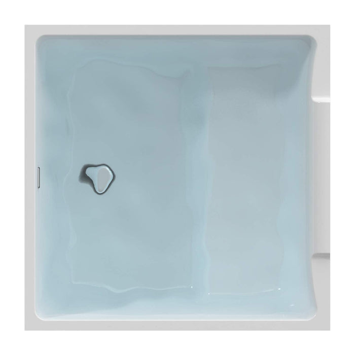 White Acrylic Bathtub