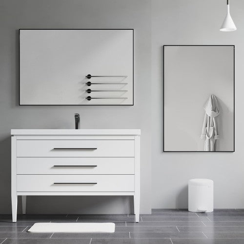 Black Aluminum & Glass Bathroom Mirror 4