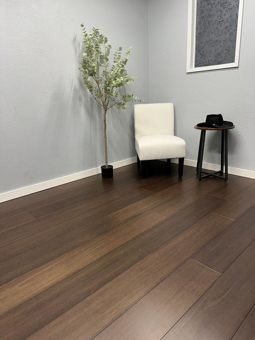 Houten Nis Wandplank blinde bevestiging - maatwerk massief hout Houten Nis Wandplank blinde bevestiging - maatwerk massief hout