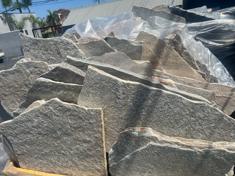 Antique Gold Tumbled Quartzite Flagstone - Random Sizes