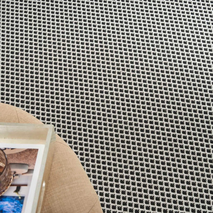 Courtyard Polypropylene & Polyester BLKWT Black White