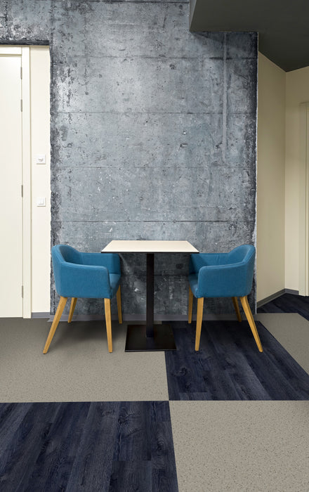 Compass Vinyl St. Louis C10 Vinyl Plank Embossed 3