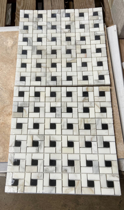Calacatta Gold Marble Honed Mosaic - Pinwheel with Black Dots