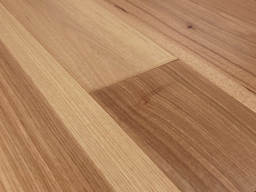 Camino II Wood Hickory Natural Engineered Hardwood Urethane 1