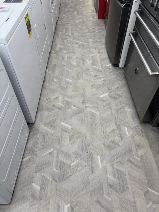 Compass Vinyl Winnipeg C04 Vinyl Plank Embossed 3
