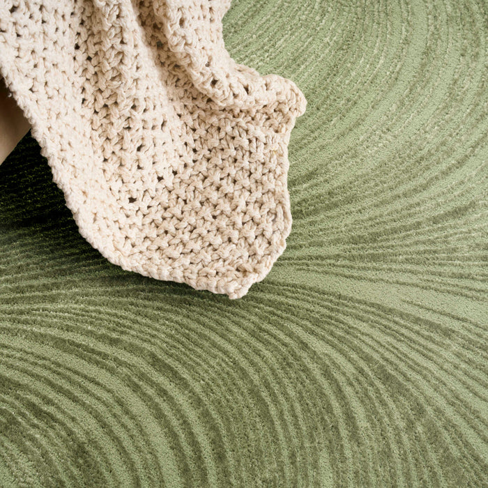 Central Park West Green CEP02 Polyester Contemporary Area Rug - 5 Ft x 7 Ft