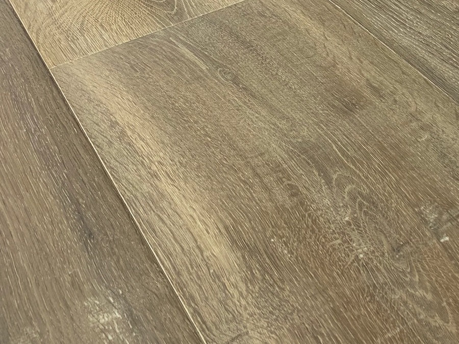 Domaine II Wood Allier Engineered Hardwood Urethane 1
