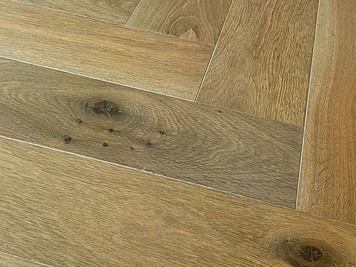 Domaine II Herringbone Wood Verte Engineered Hardwood Urethane 1