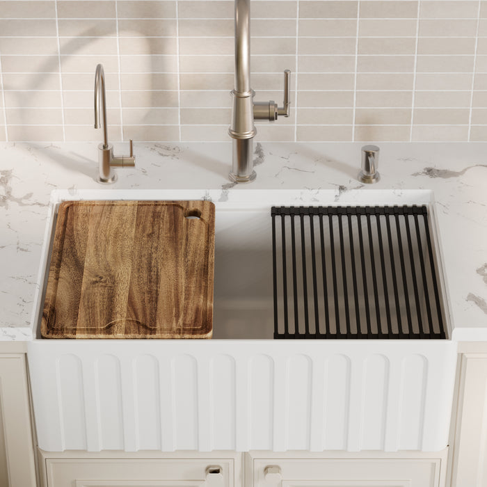 FCWSF30SBWH.PK1 Fireclay White Fireclay Farmhouse / Apron Front Workstation Kitchen Sink - 30" x 17 1/2" x 10"