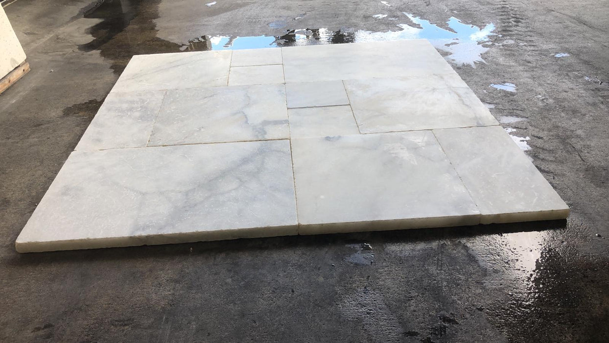 Fantasy White Marble Tumbled Versailles Pattern