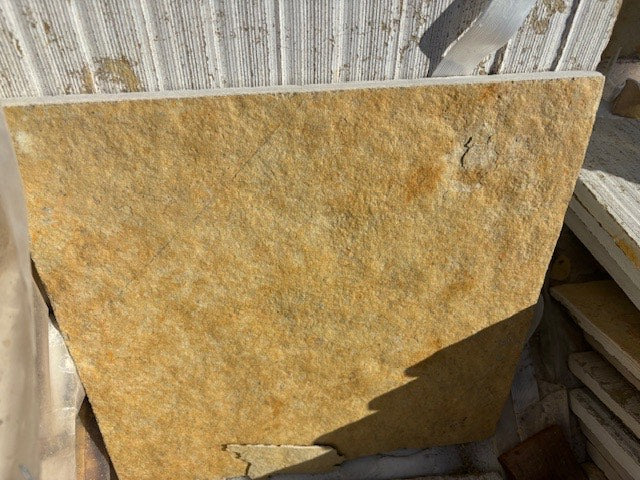 French Vanilla Limestone Tile Natural Cleft Face, Gauged Back 1