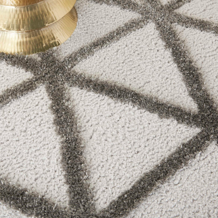 Highlands Grey HND01 Polypropylene & Polyester Contemporary Area Rug - 8 Ft x 10 Ft