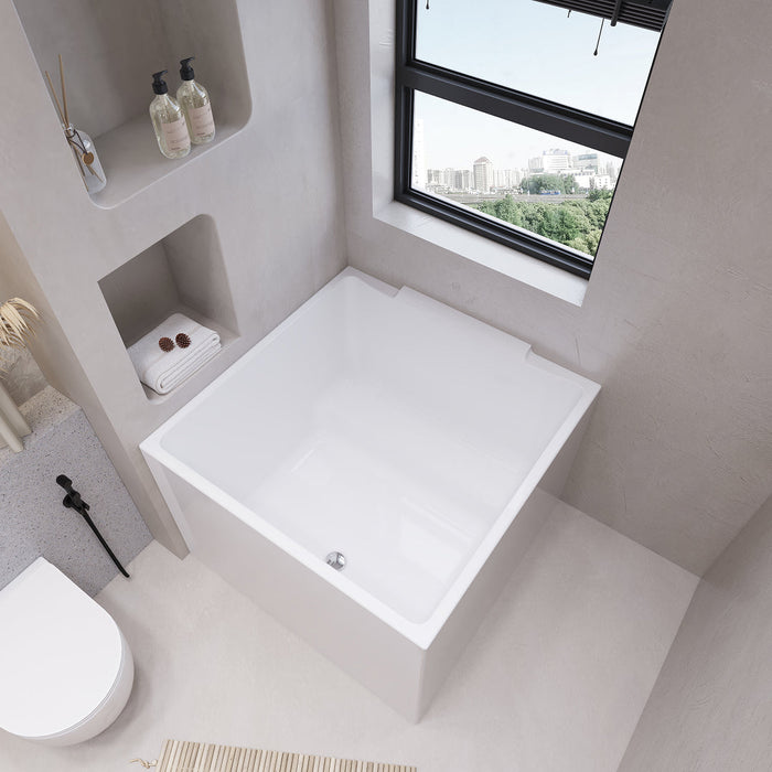 White Acrylic Bathtub