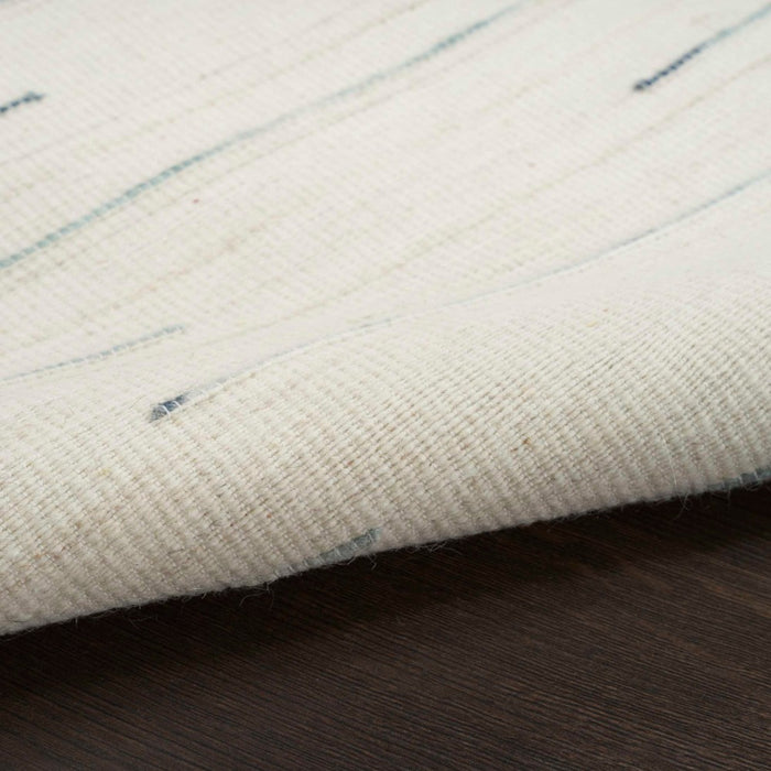 Interweave Ivory IV