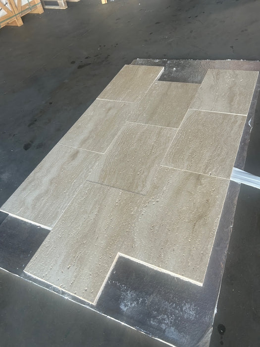 Unfilled & Brushed Ivory Vein Cut Travertine Tile - 16" x 24"