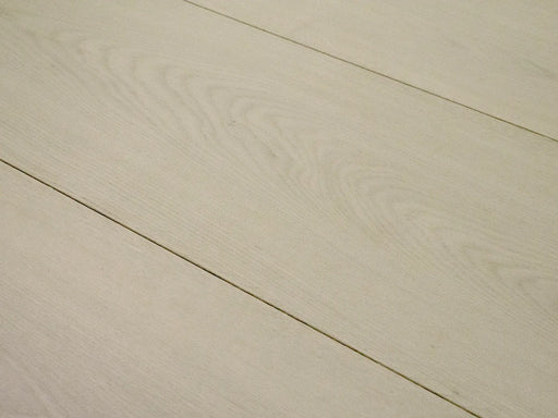 La Grande Wood Parsenn Engineered Hardwood Urethane 1