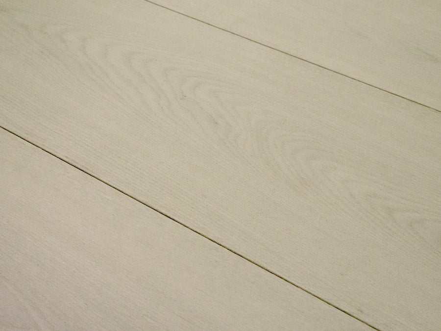 La Grande Wood Parsenn Engineered Hardwood Urethane 1
