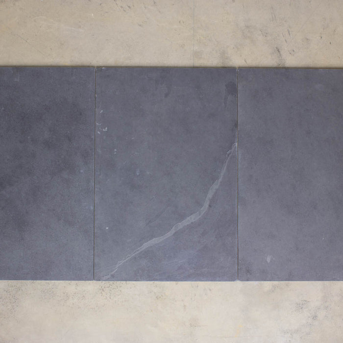 Montauk Black Slate Tile Natural Cleft Face, Gauged Back 1