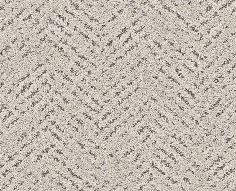 Showing Out Almond Silk 00101