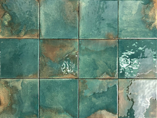 Granadella Porcelain Esmeralda Tile Glossy 1