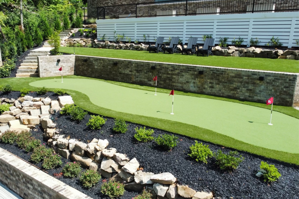 Seaside Monticeto Tips Pro Field Green / Olive Polypropylene Turf - Urethane