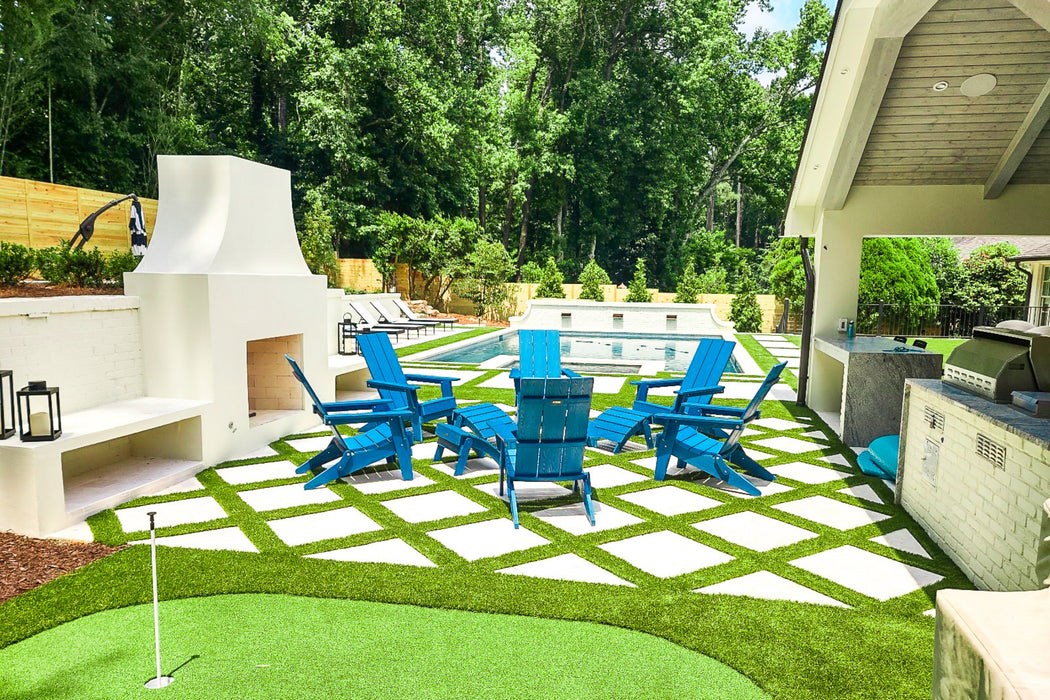 Tips Tee Line Field Green Polypropylene Turf - Urethane