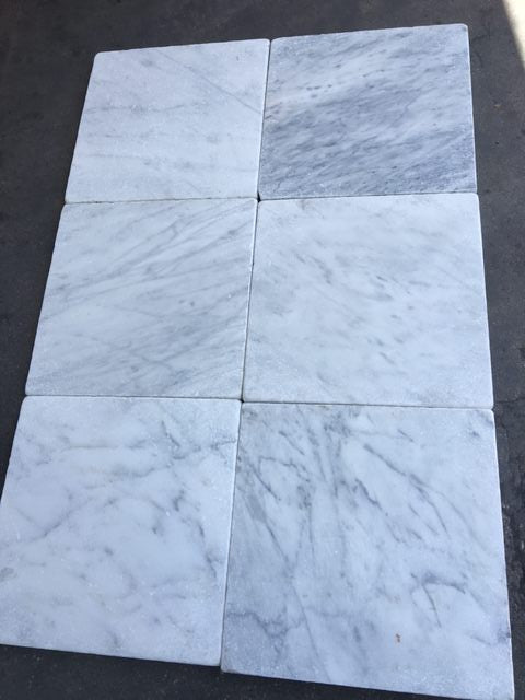 Treviluci Grey Tumbled Marble Paver - 18" x 18" x 1 1/16" 2