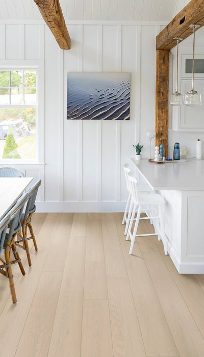 COREtec Originals Premium Vinyl Grande Golden Halo Oak Vinyl Plank UV Acrylic 4