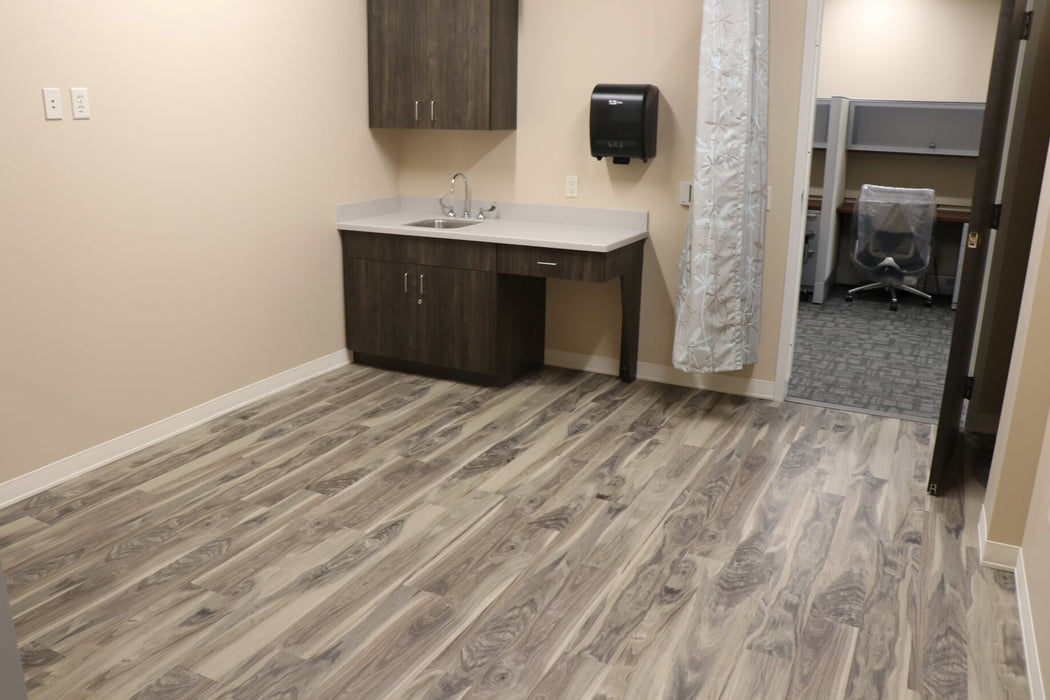 Compass Vinyl Vancouver C02 Vinyl Plank Embossed 7