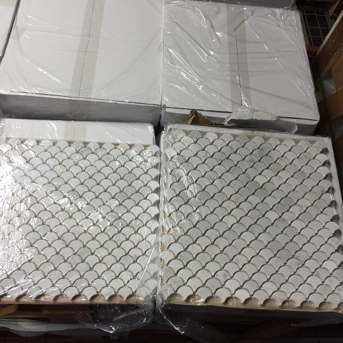 Honed White Carrara Marble Mosaic - 3/4" Mini Fan