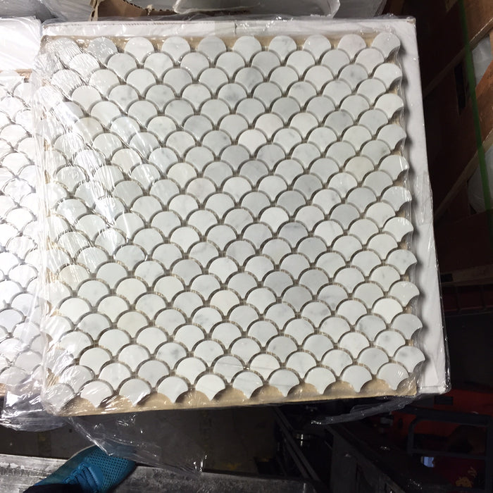 White Carrara Honed Marble Mosaic - 3/4" Mini Fan