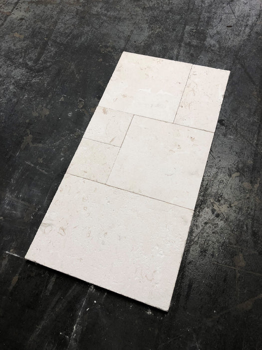 Cardinal Beige Limestone Tumbled 
Paver Versailles Pattern