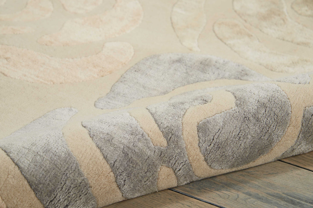 Christopher Guy Wool & Silk Sand Shell Light Chic Grey CGS20 Wool Blend Contemporary Area Rug - 10 Ft x Round