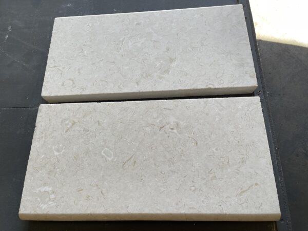 Champagne Limestone Pool Coping Tumbled 1
