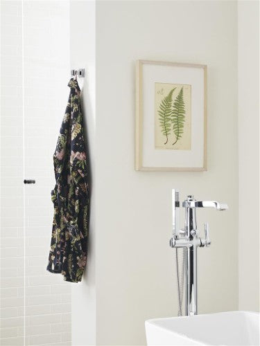 Glacio Zinc & Acrylic Clear / Polished Nickel Hook 5