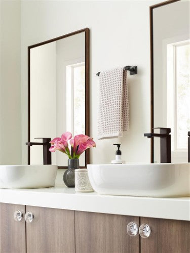 Glacio Aluminum & Glass Clear / Oil Rubbed Bronze Cabinet Knob 10