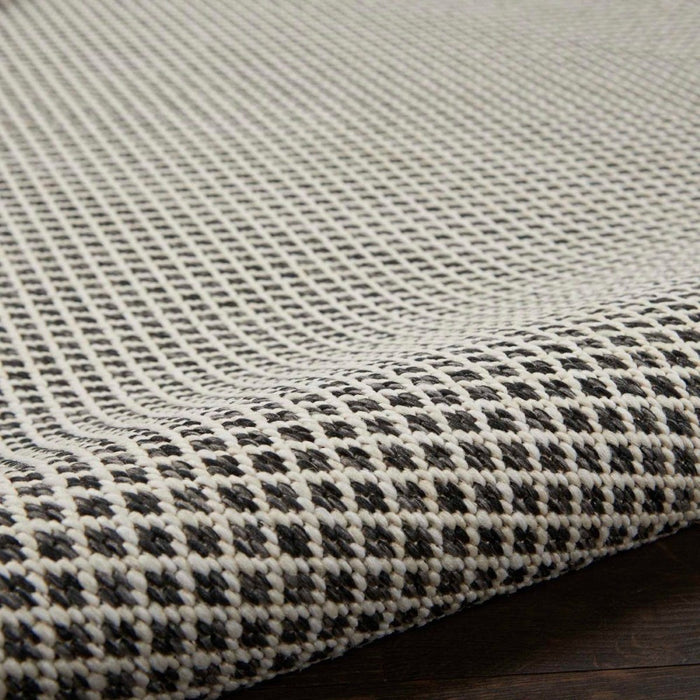 Courtyard Ivory Charcoal IVCHA Polypropylene & Polyester