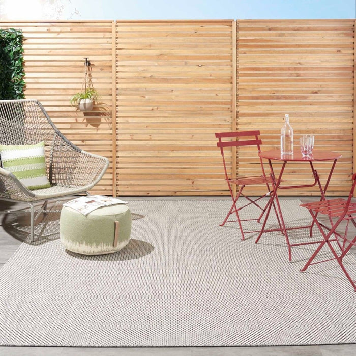 Courtyard Ivory Charcoal IVCHA Polypropylene & Polyester