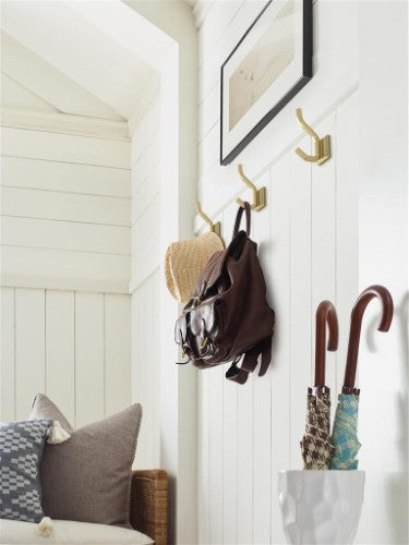 Aliso Zinc Golden Champagne Hook 5