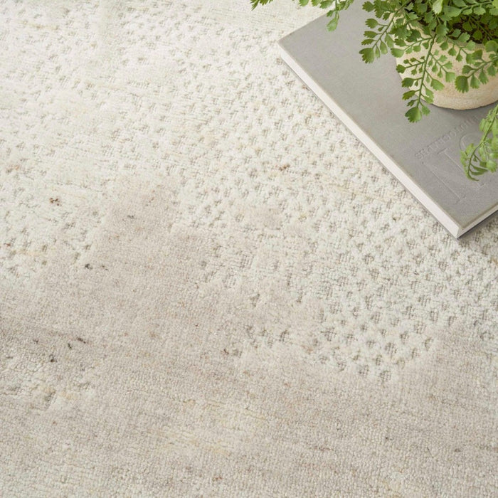 Harmony Ivory IV Polyester HAY07