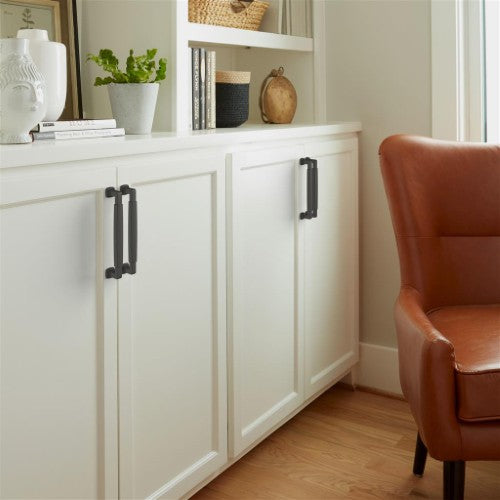 Stature Zinc Matte Black Cabinet Pull 20