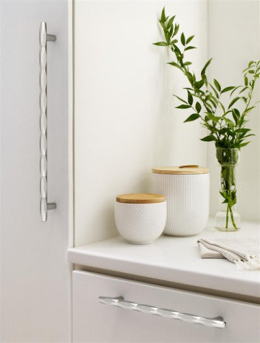 St. Vincent Zinc Polished Nickel Appliance Pull 6