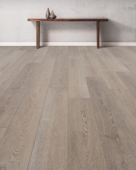 Concorde Oak Vinyl Brushed Pearl Vinyl Plank Aluminum Oxide with Ceramic Bead Technology 2