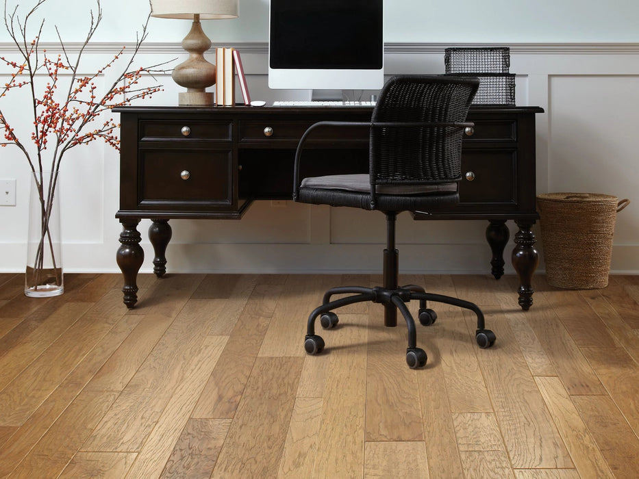 Pebble Hill Mixed Width Wood Bravo Engineered Hardwood Repel Water Resist 2