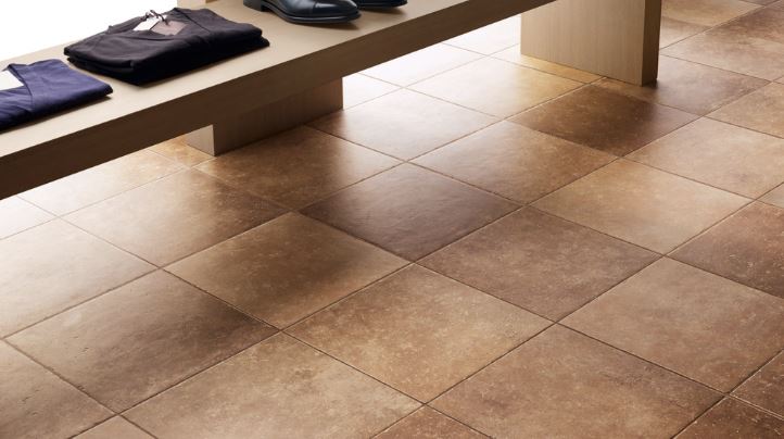 Walnut Canyon Porcelain Umber UHC2 Tile Matte 2