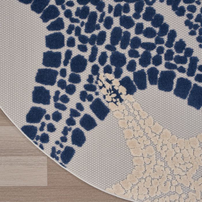 Aloha ALH28 Grey / Multi Polypropylene Coastal, Nautical & Beach Area Rug - 5 Ft x Round