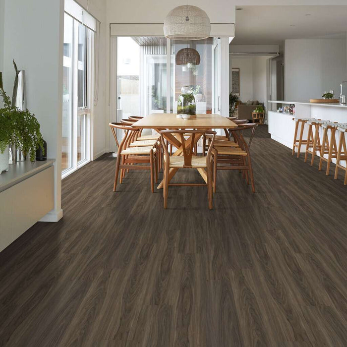 Shaw Endura Plus 00150 Cinnamon Walnut ArmourBead Vinyl Plank