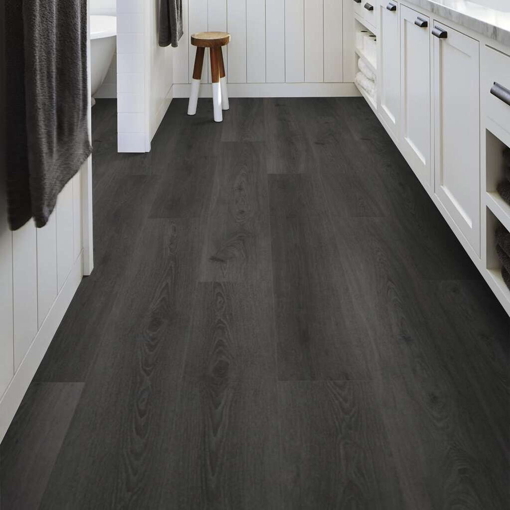 Shaw Paragon 7 Inch Plus 00913 Whitefill Oak ScufResist Vinyl Plank
